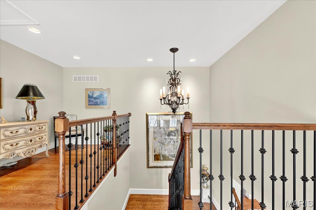 295 Meadowbrook Country Club Est