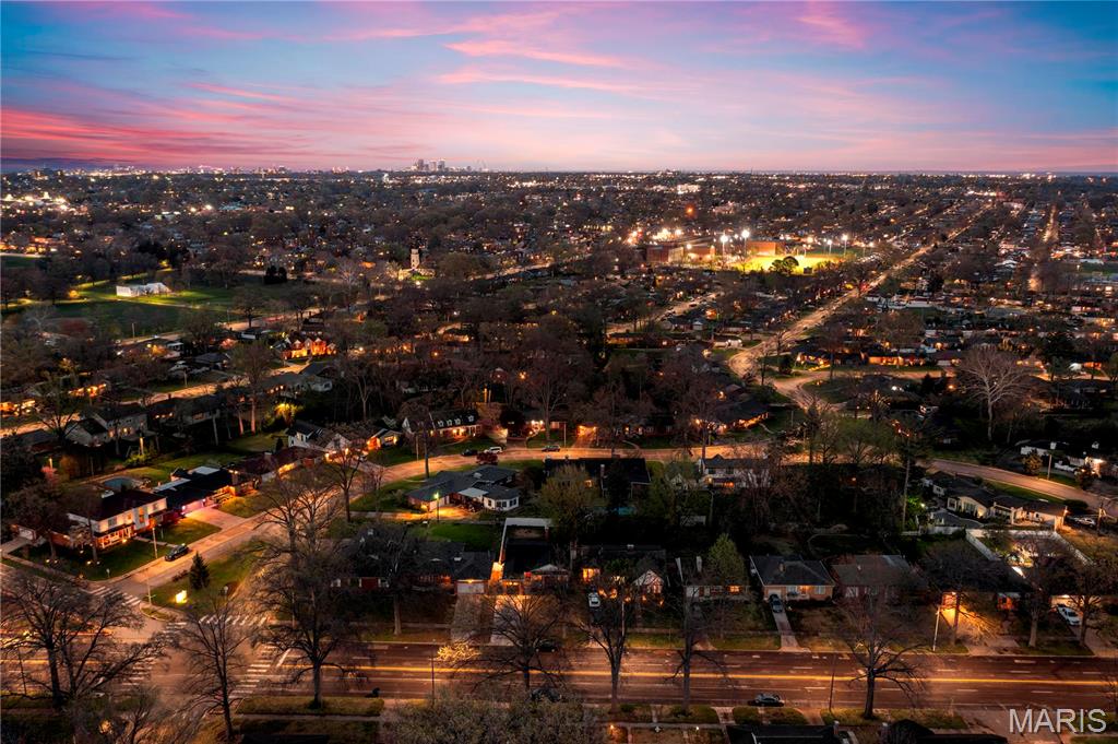 5816 Jamieson Avenue