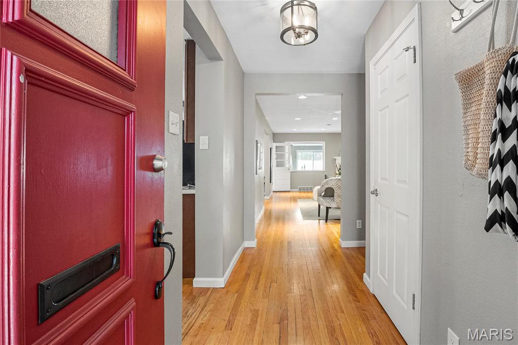 5816 Jamieson Avenue