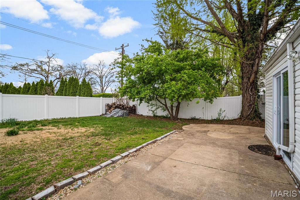 5816 Jamieson Avenue