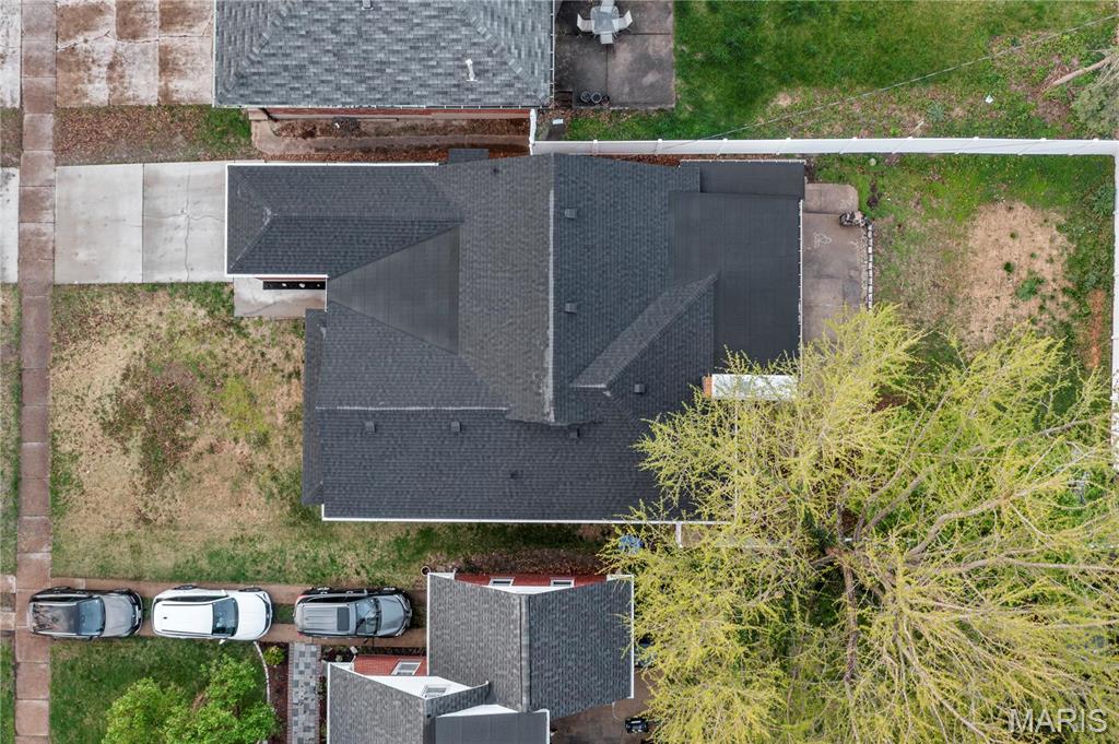 5816 Jamieson Avenue