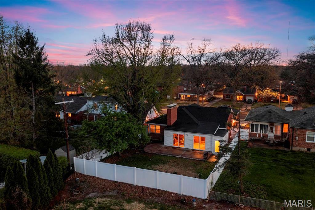 5816 Jamieson Avenue