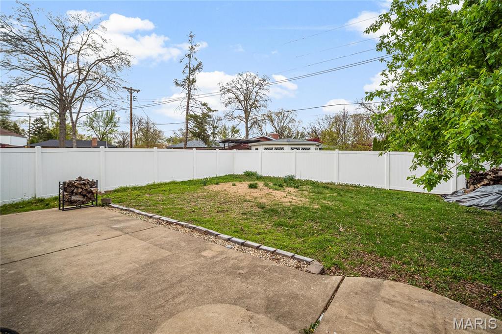 5816 Jamieson Avenue