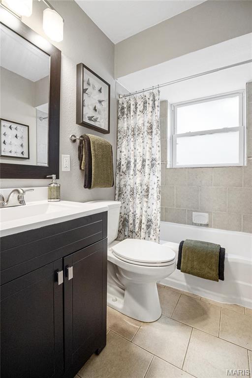 5816 Jamieson Avenue