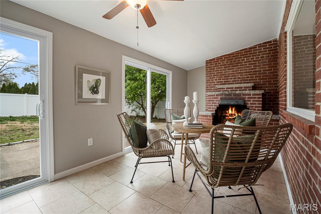 5816 Jamieson Avenue