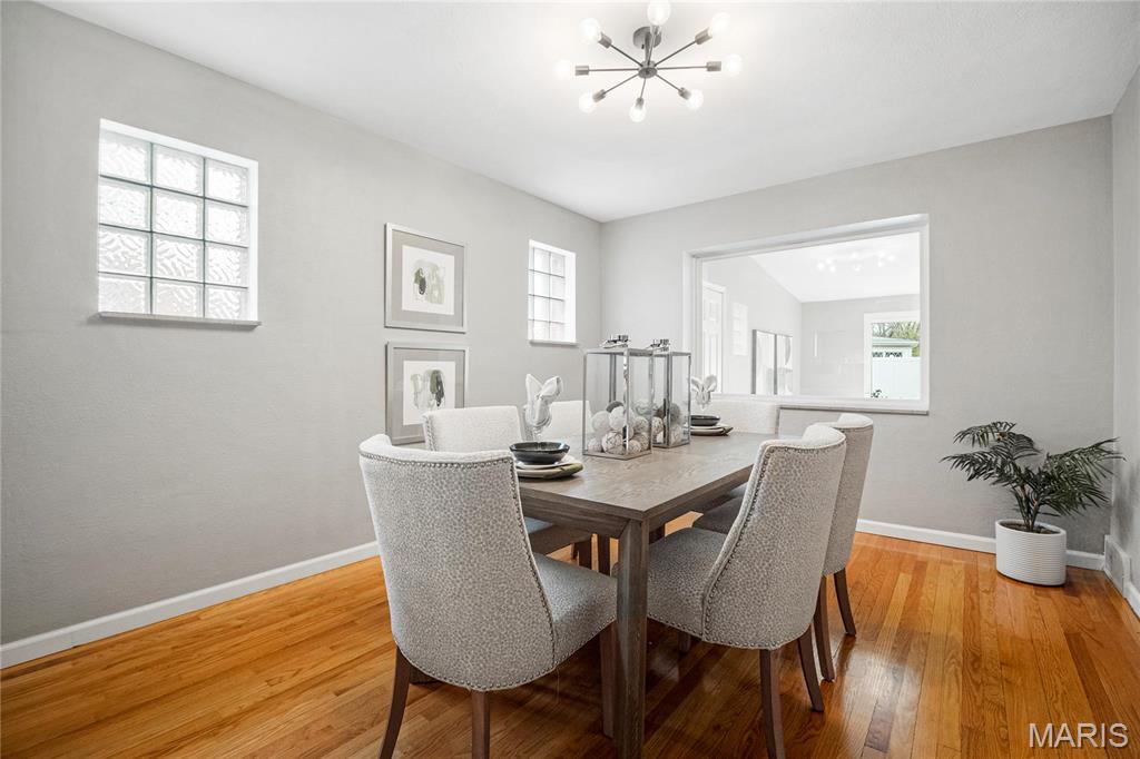 5816 Jamieson Avenue