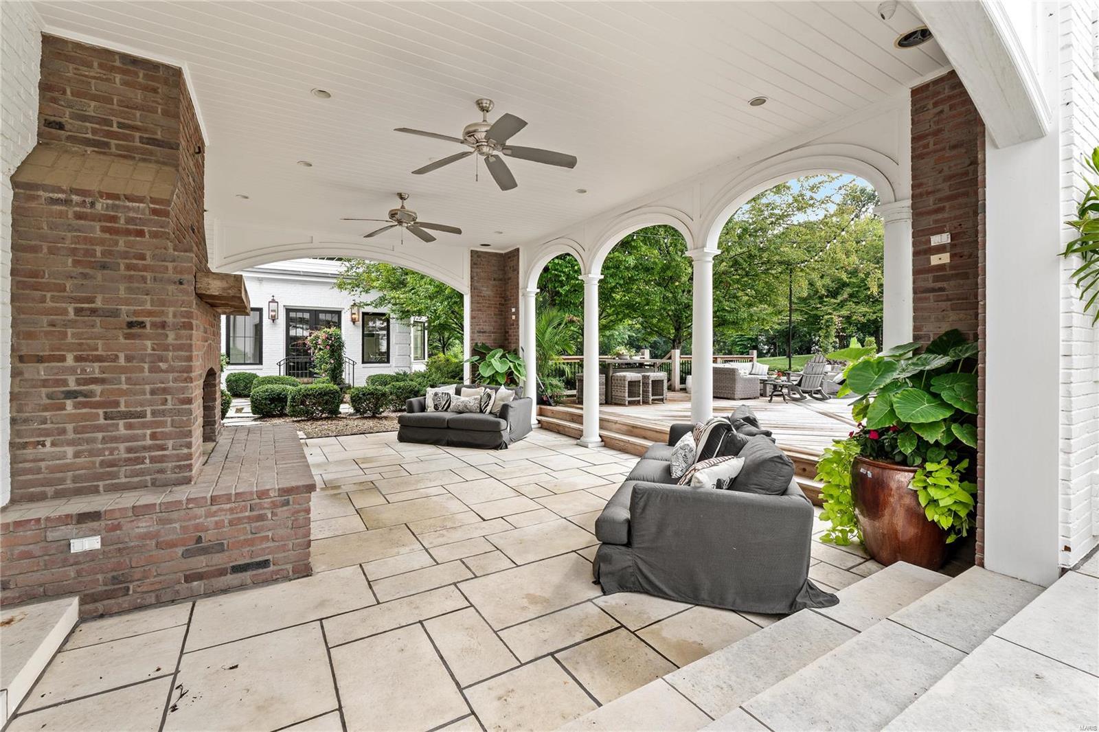 8 Radnor Road