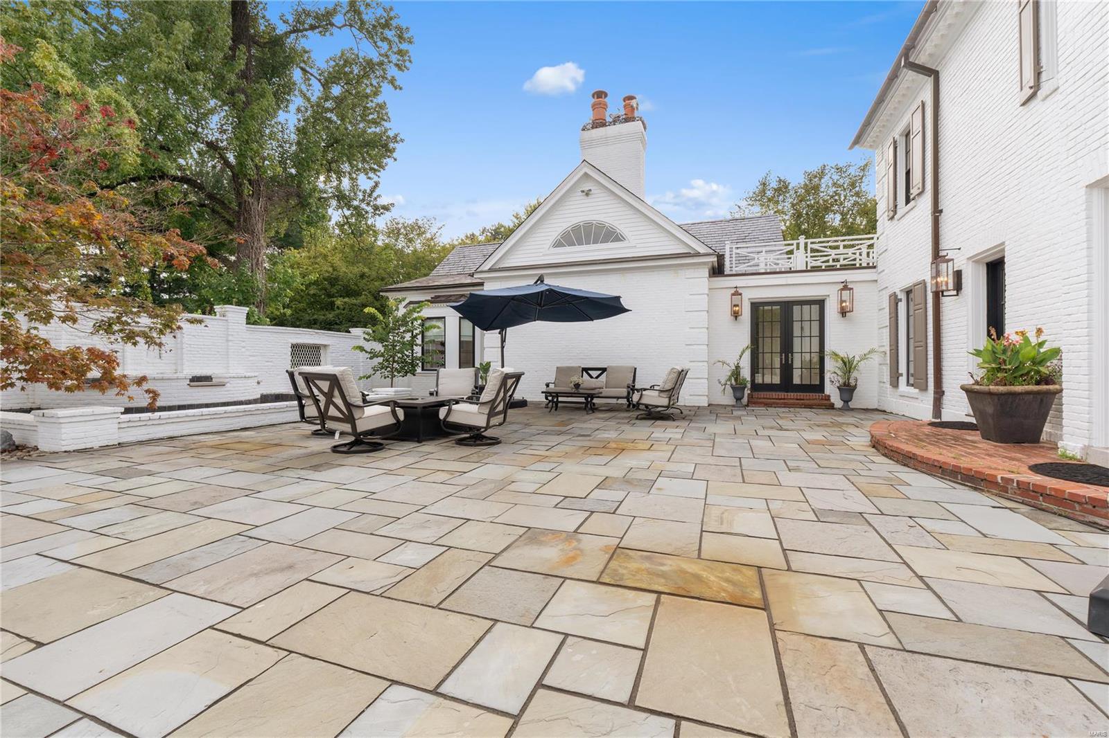 8 Radnor Road
