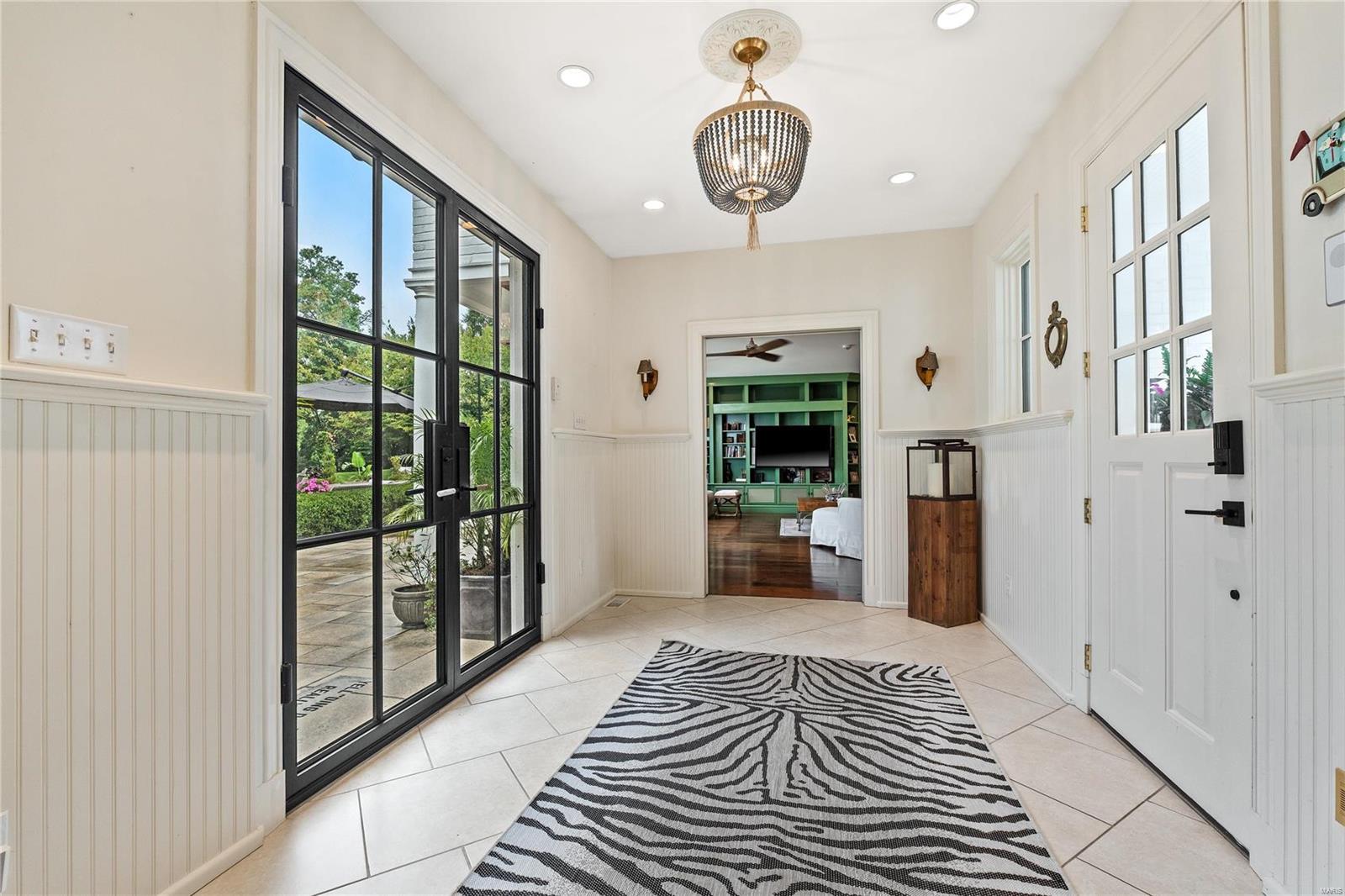 8 Radnor Road