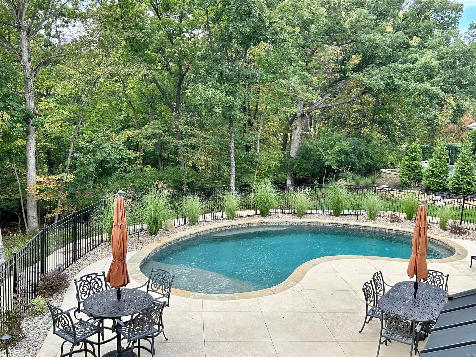 31 Crown Manor Drive