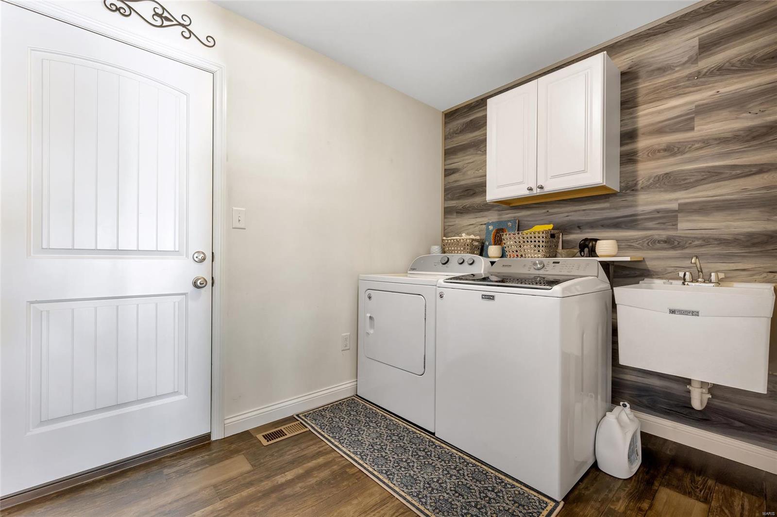 113 Riverfrost Court