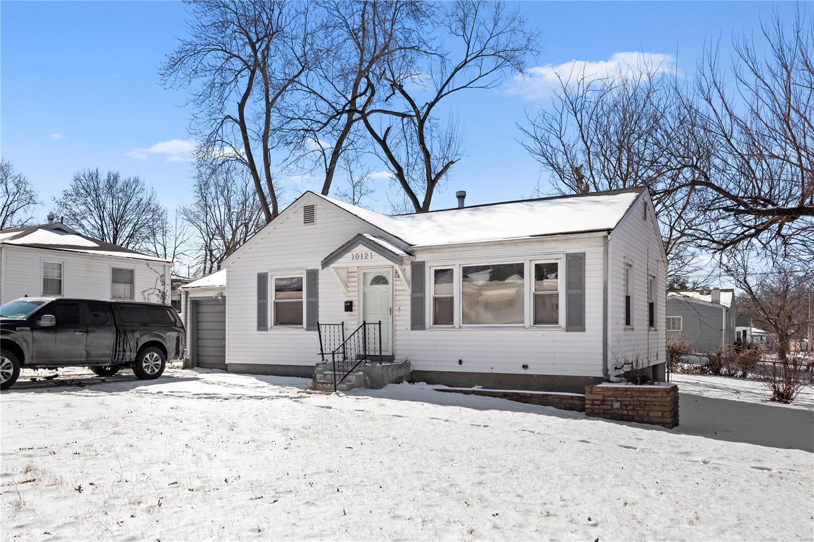 10121 Newbold Drive