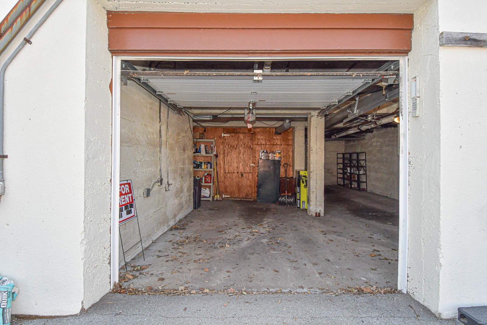 7629 Wydown Unit: 1S