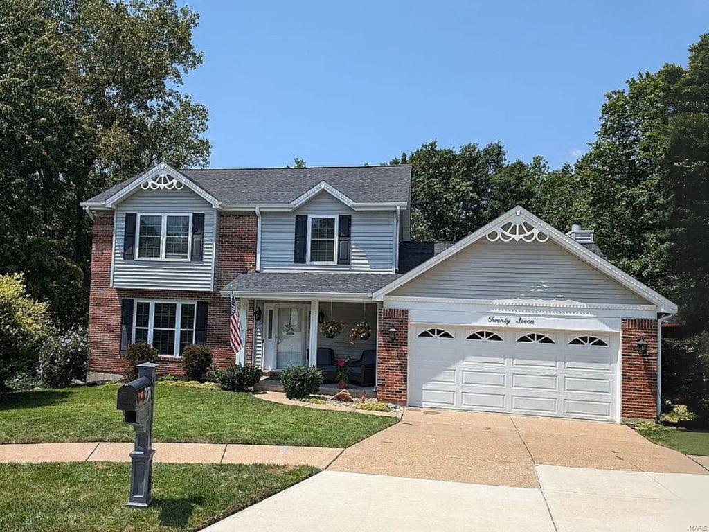 27 Harbor Springs Court