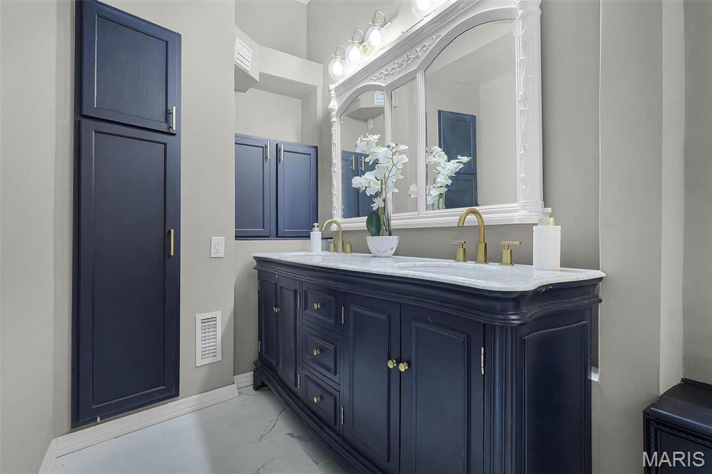 1317 Shenandoah Avenue