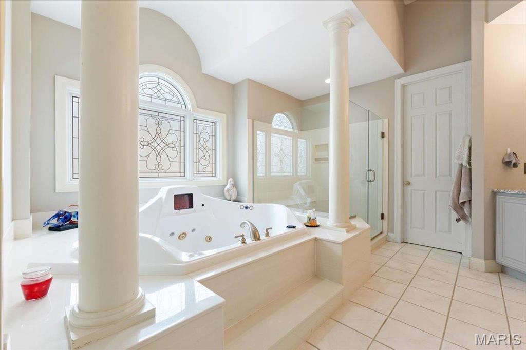 16842 Eagle Bluff Court