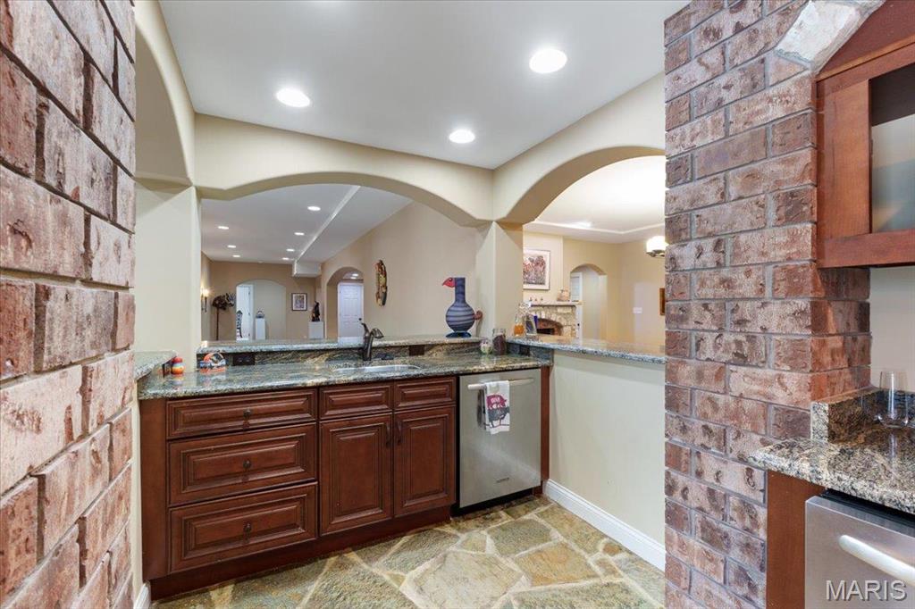 16842 Eagle Bluff Court