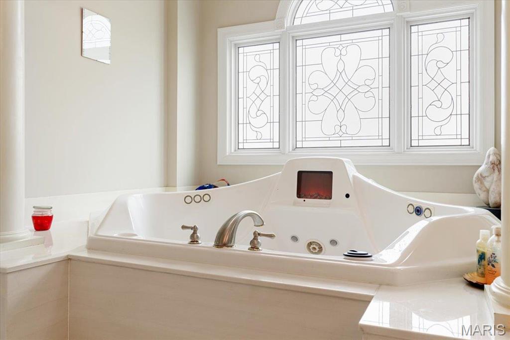 16842 Eagle Bluff Court