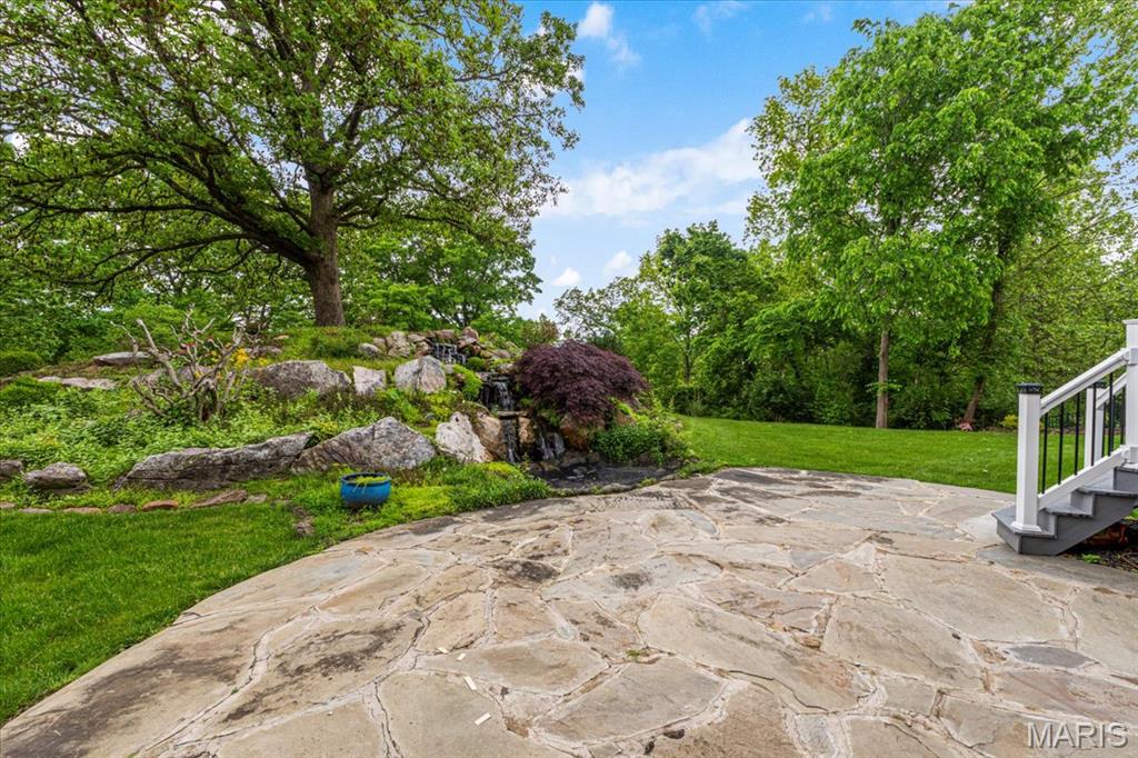 16842 Eagle Bluff Court