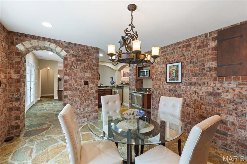 16842 Eagle Bluff Court