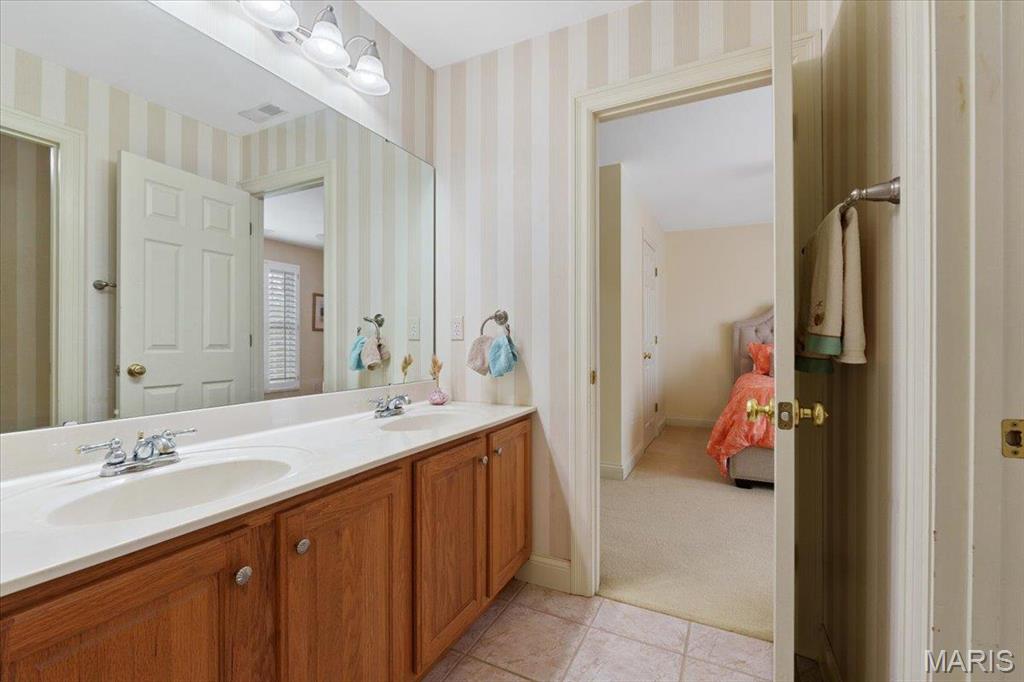 16842 Eagle Bluff Court