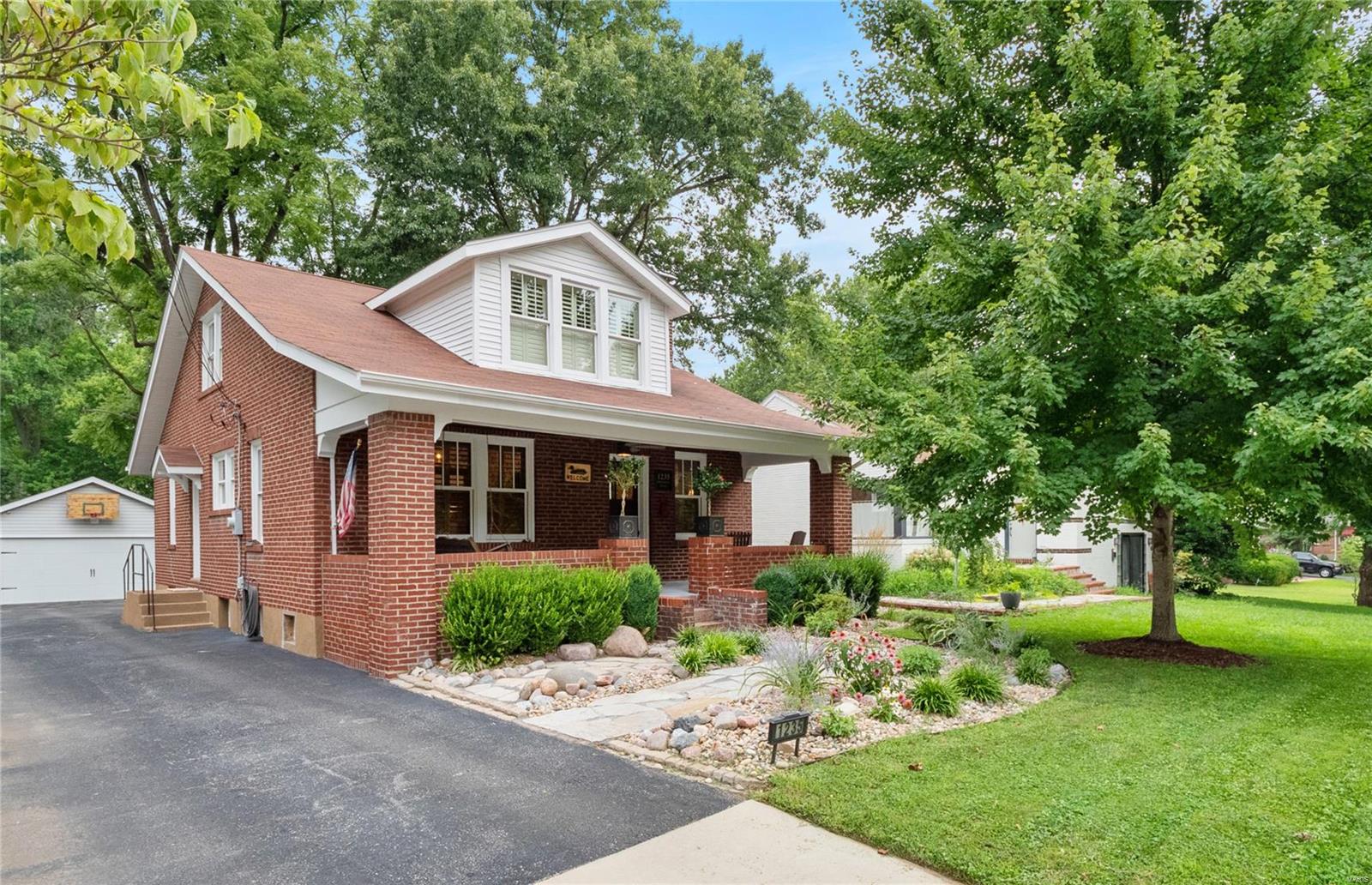 1235 Kortwright Avenue