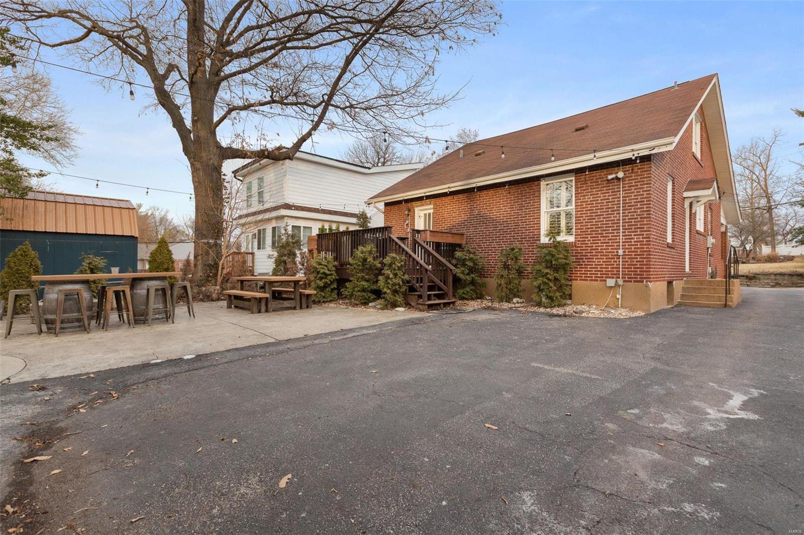 1235 Kortwright Avenue