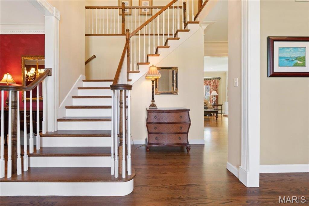 2142 White Lane Drive