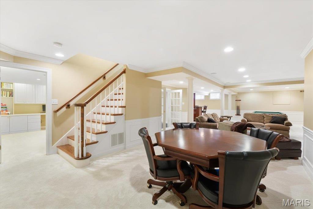 2142 White Lane Drive