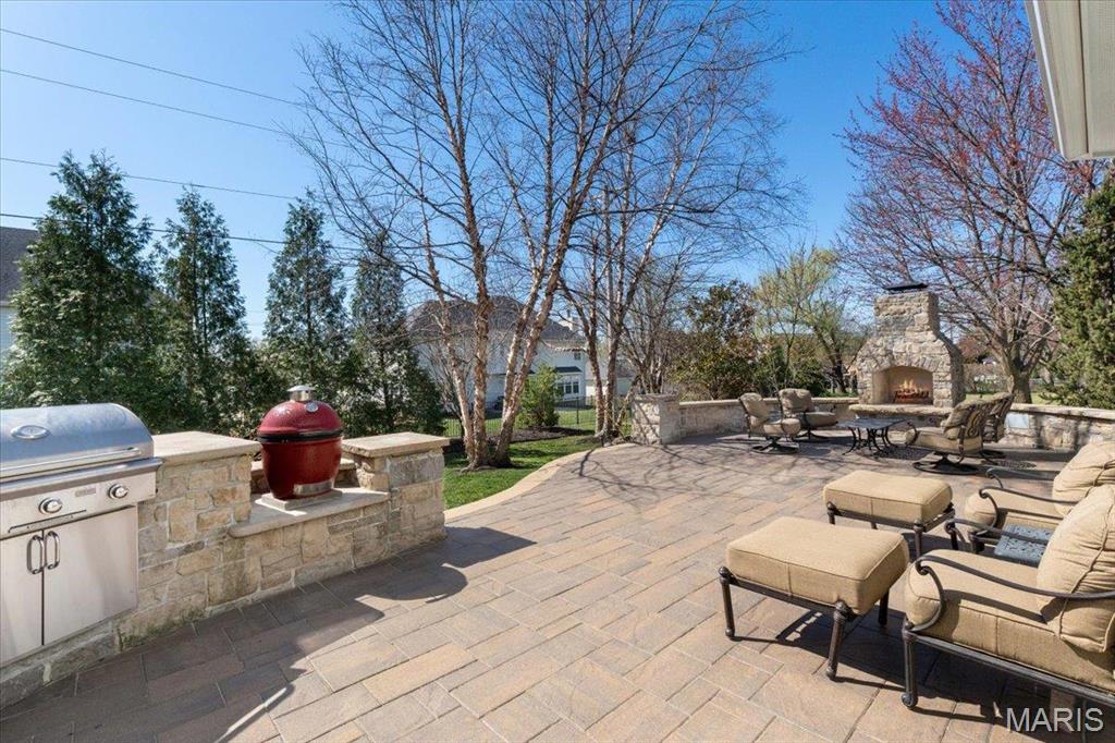 2142 White Lane Drive