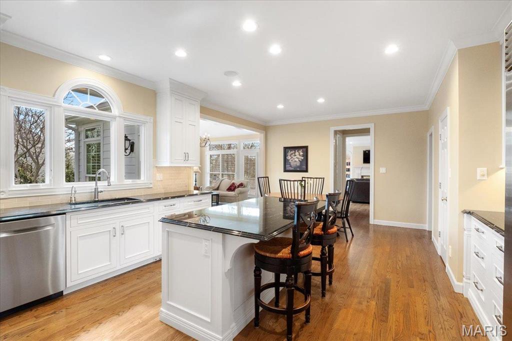 2142 White Lane Drive