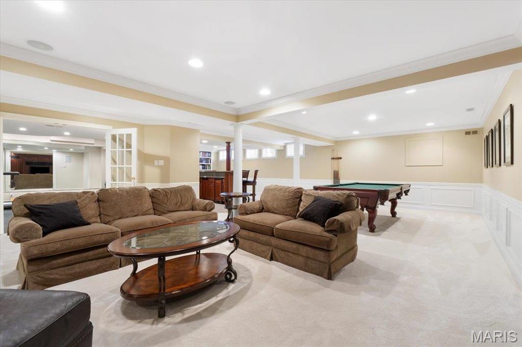 2142 White Lane Drive