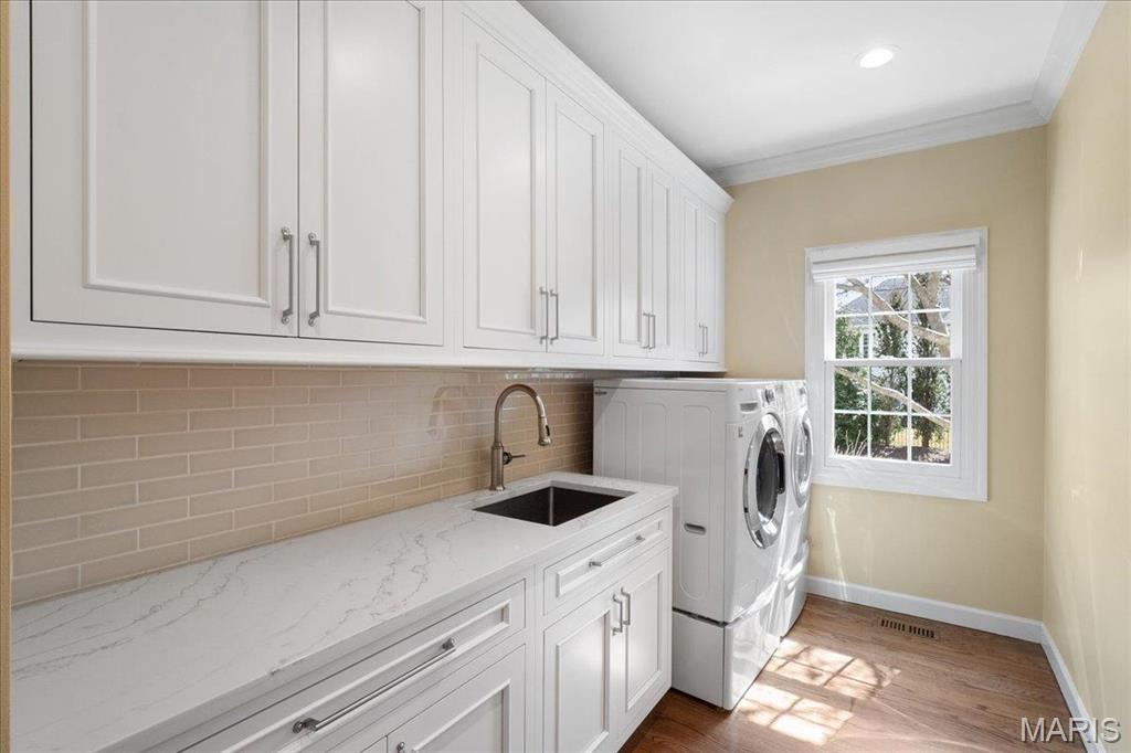 2142 White Lane Drive