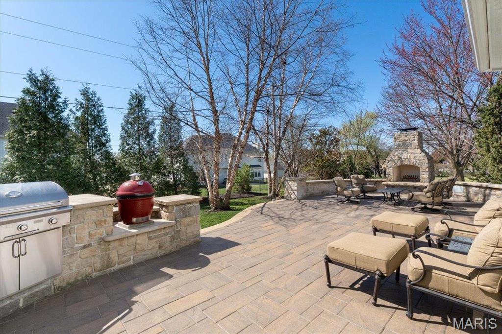 2142 White Lane Drive