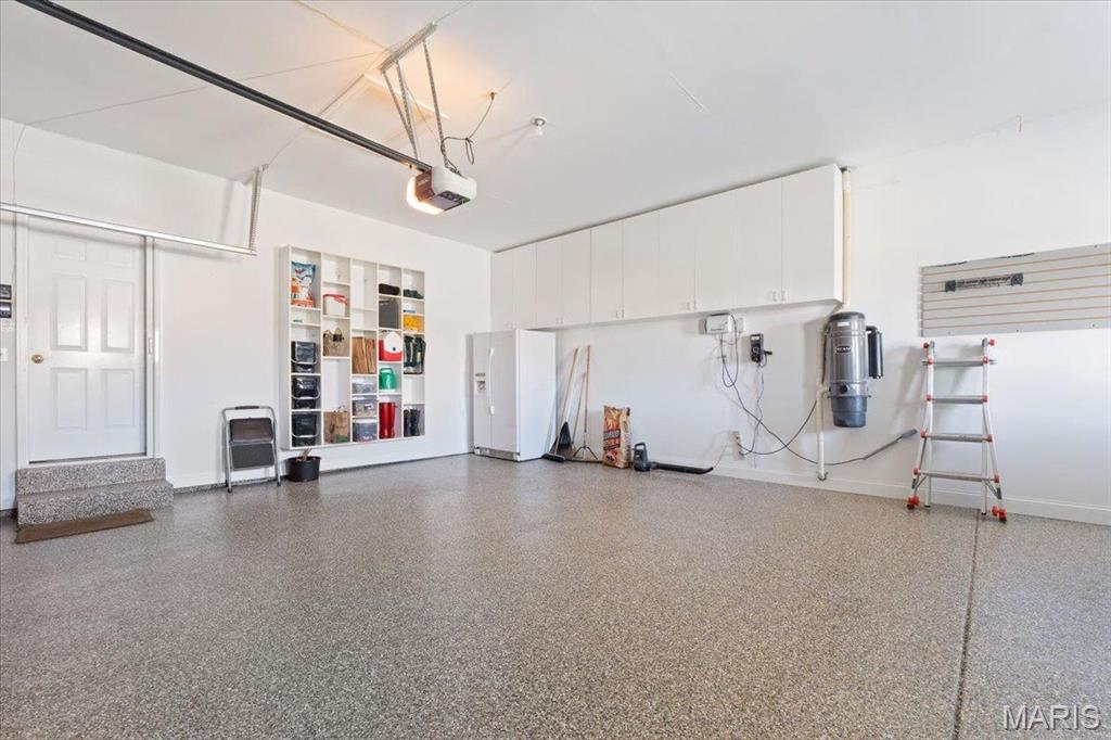 2142 White Lane Drive