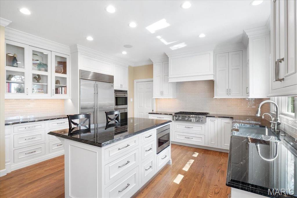 2142 White Lane Drive