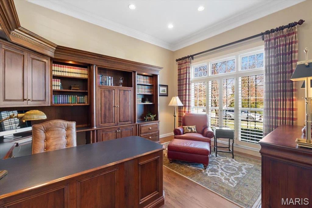 2142 White Lane Drive