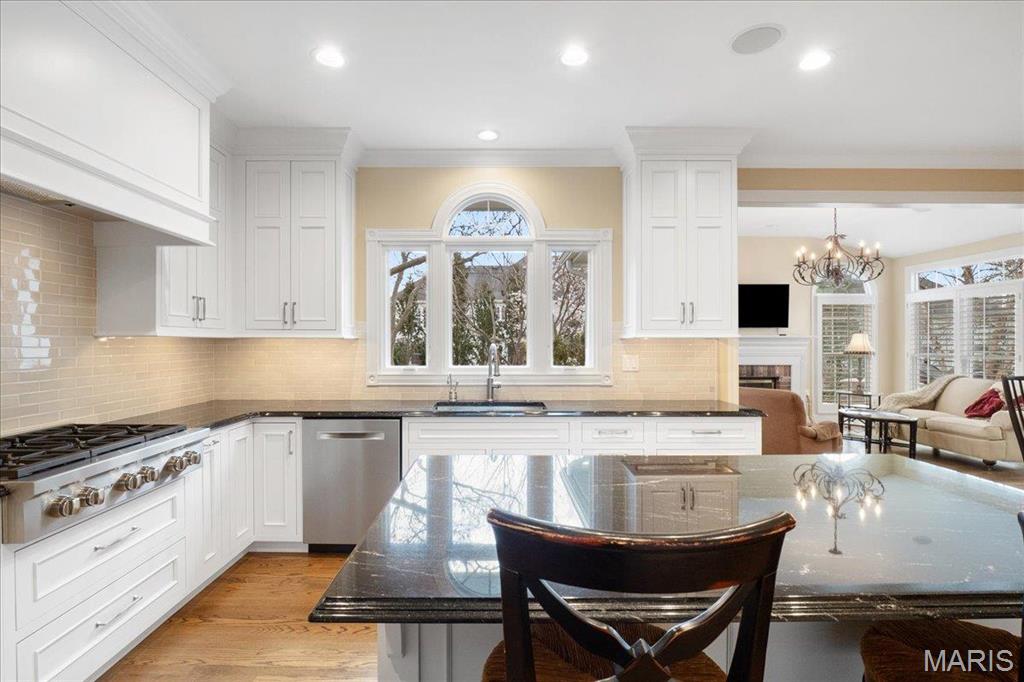 2142 White Lane Drive