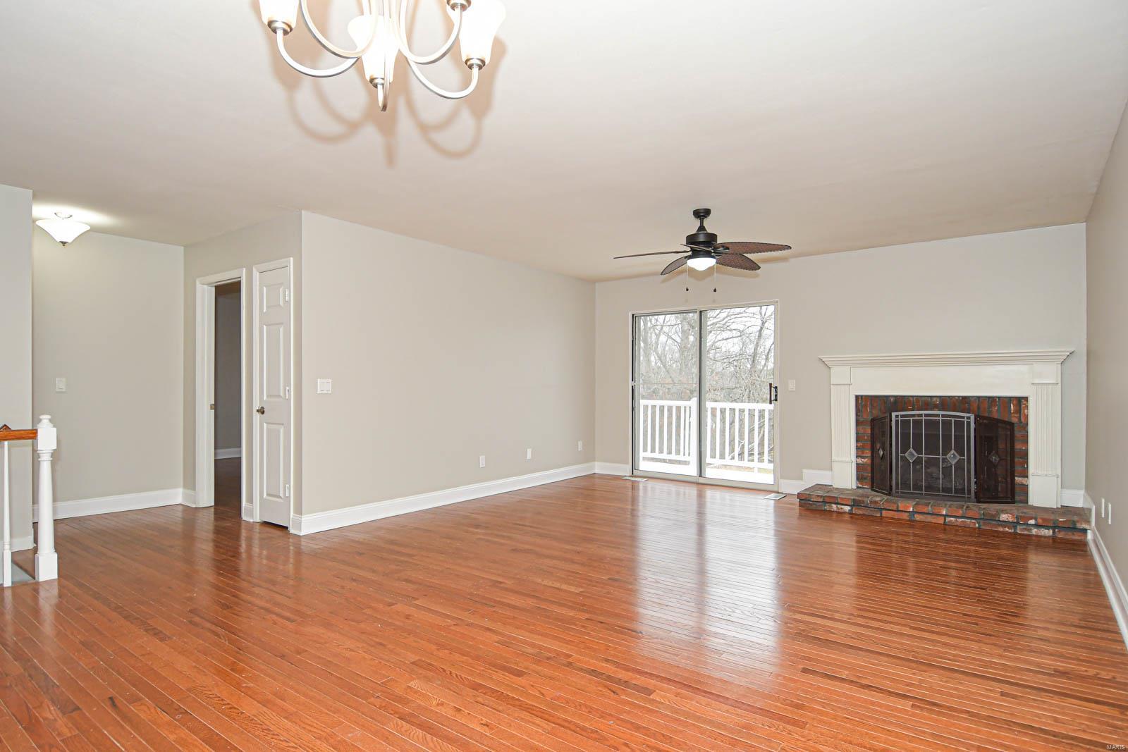 571 Woodhill Estates