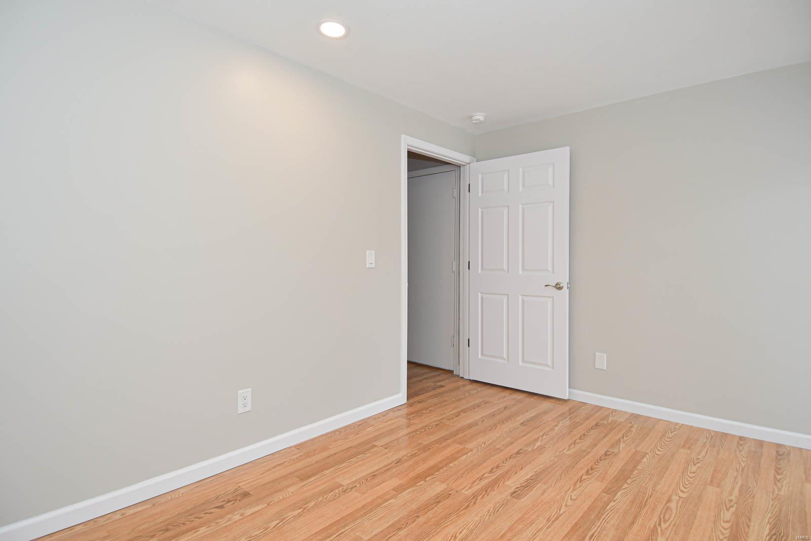 571 Woodhill Estates