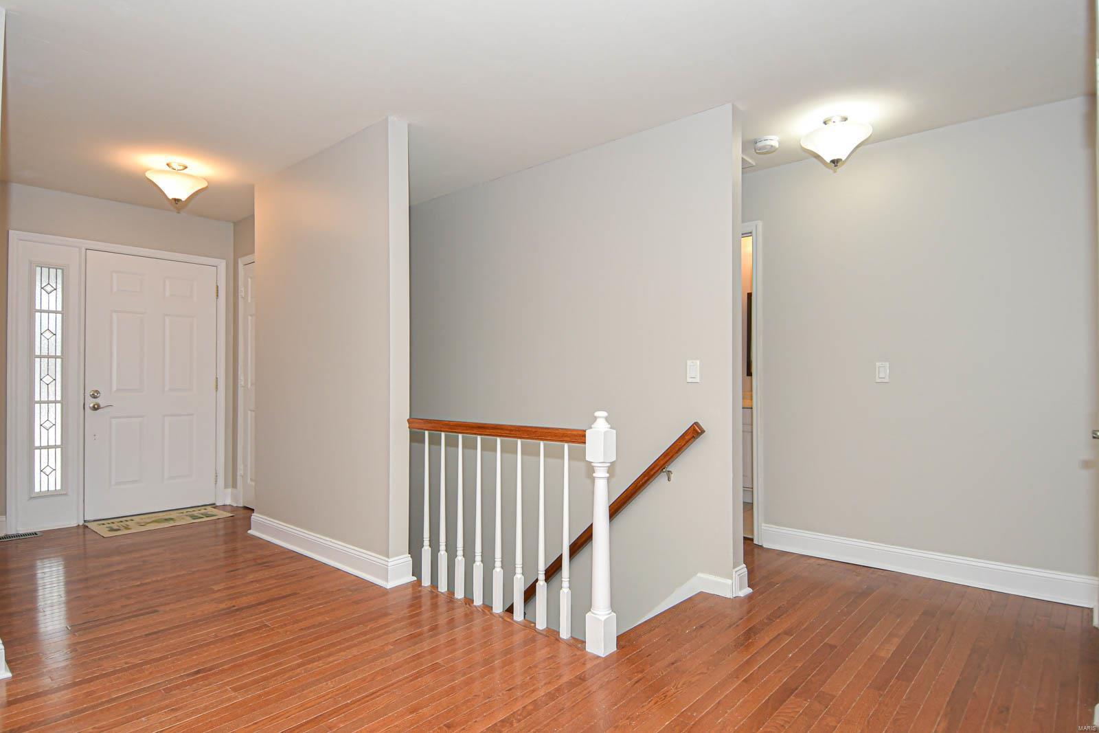 571 Woodhill Estates