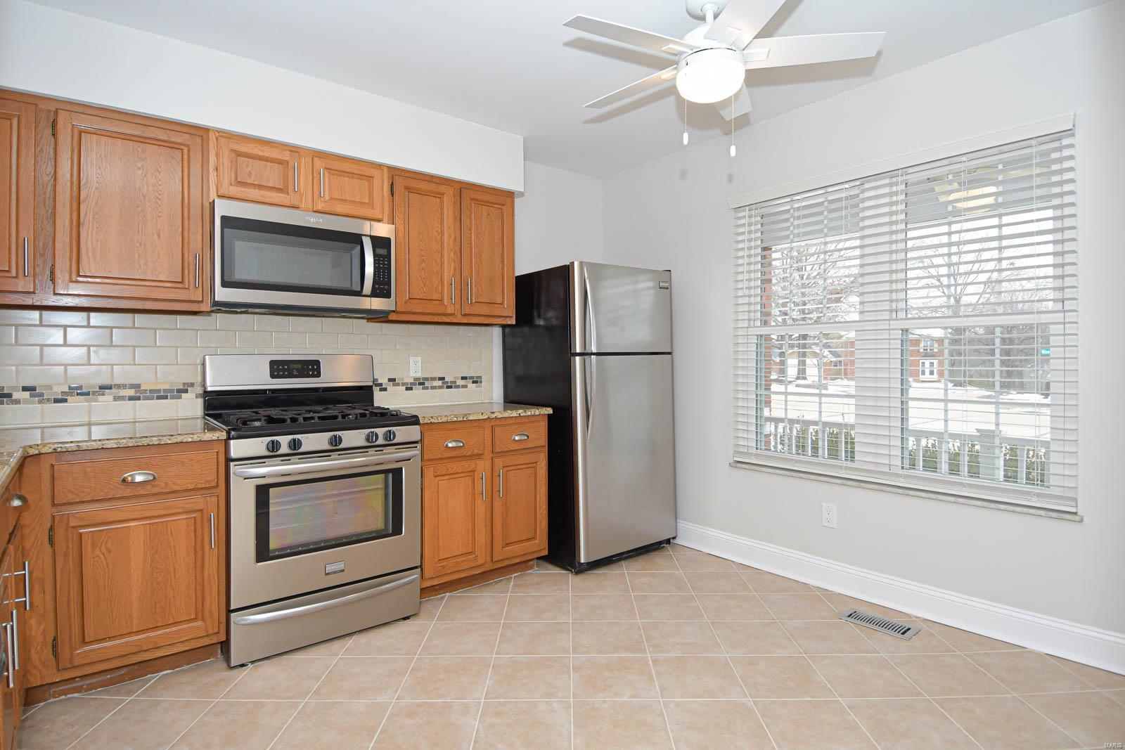 571 Woodhill Estates