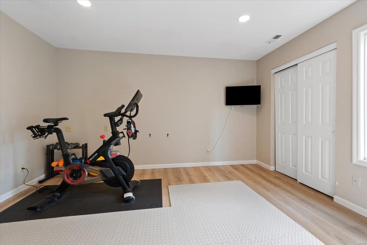 4454 Lindell Boulevard Unit: 28