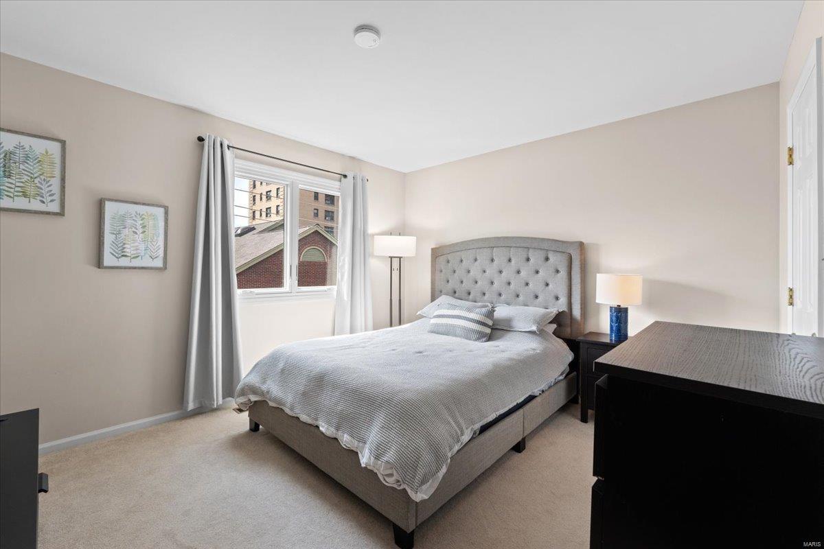 4454 Lindell Boulevard Unit: 28