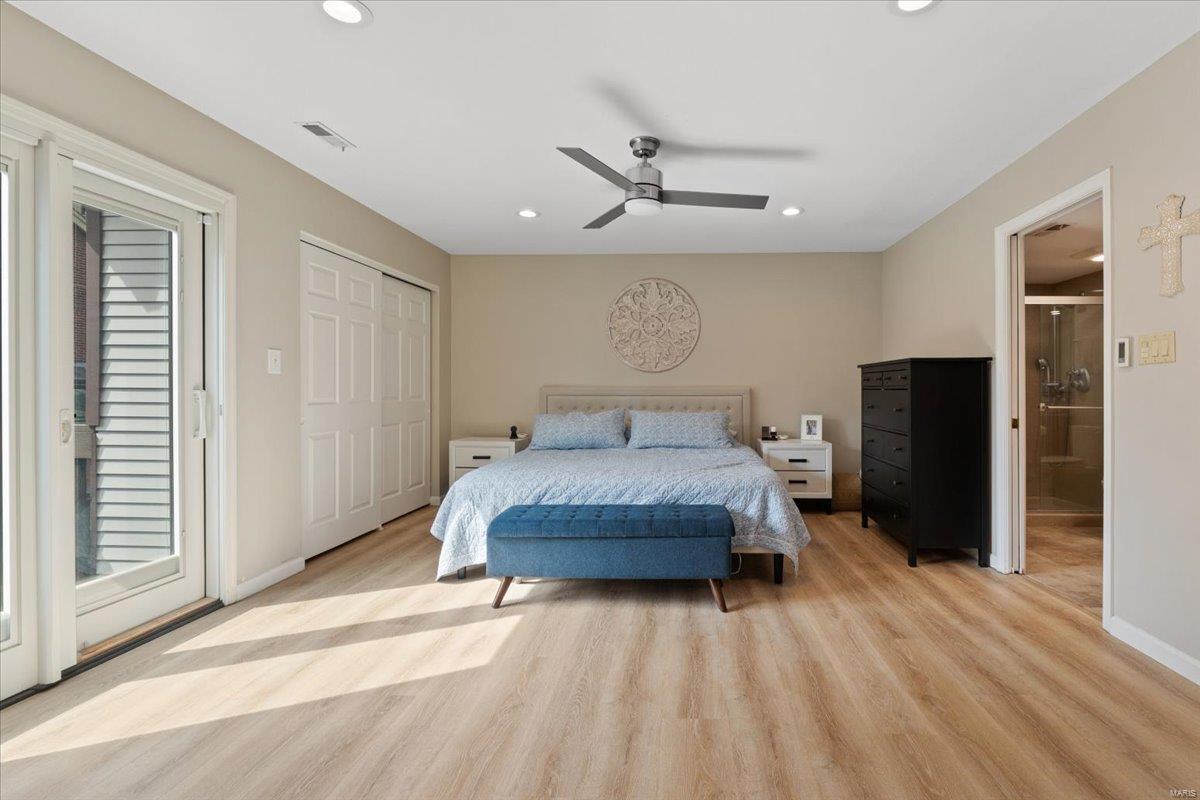 4454 Lindell Boulevard Unit: 28