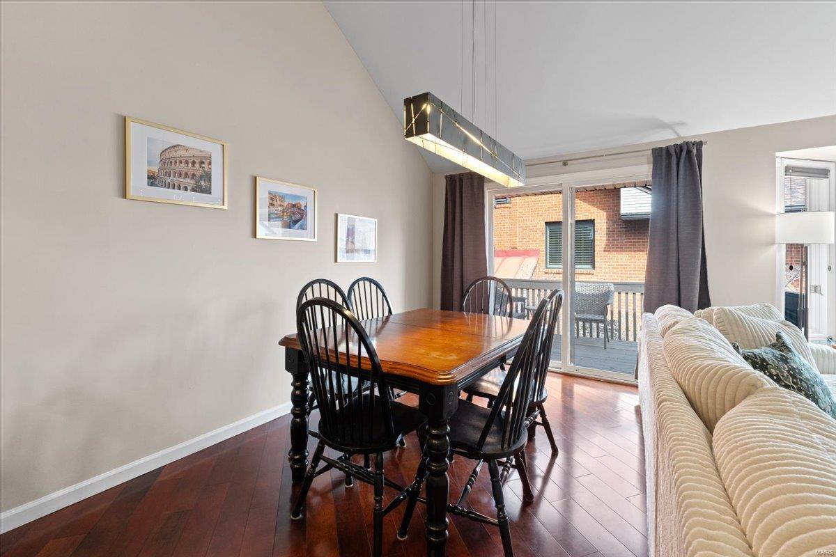 4454 Lindell Boulevard Unit: 28