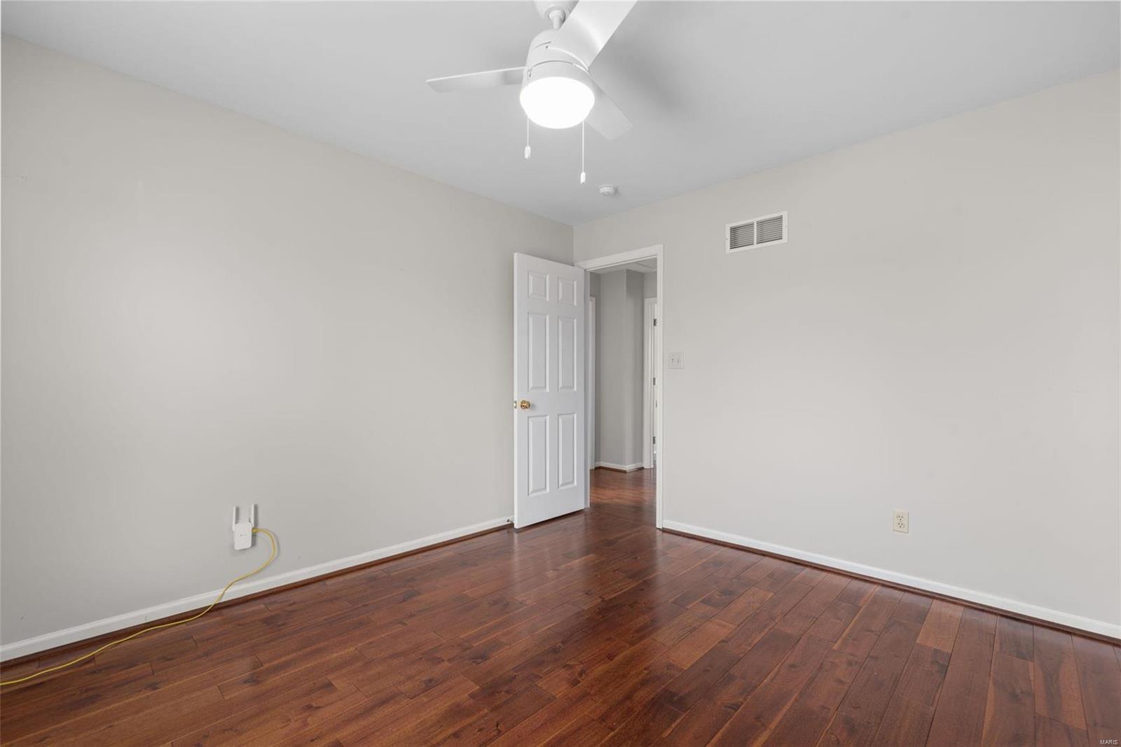 837 Summit Glen Court