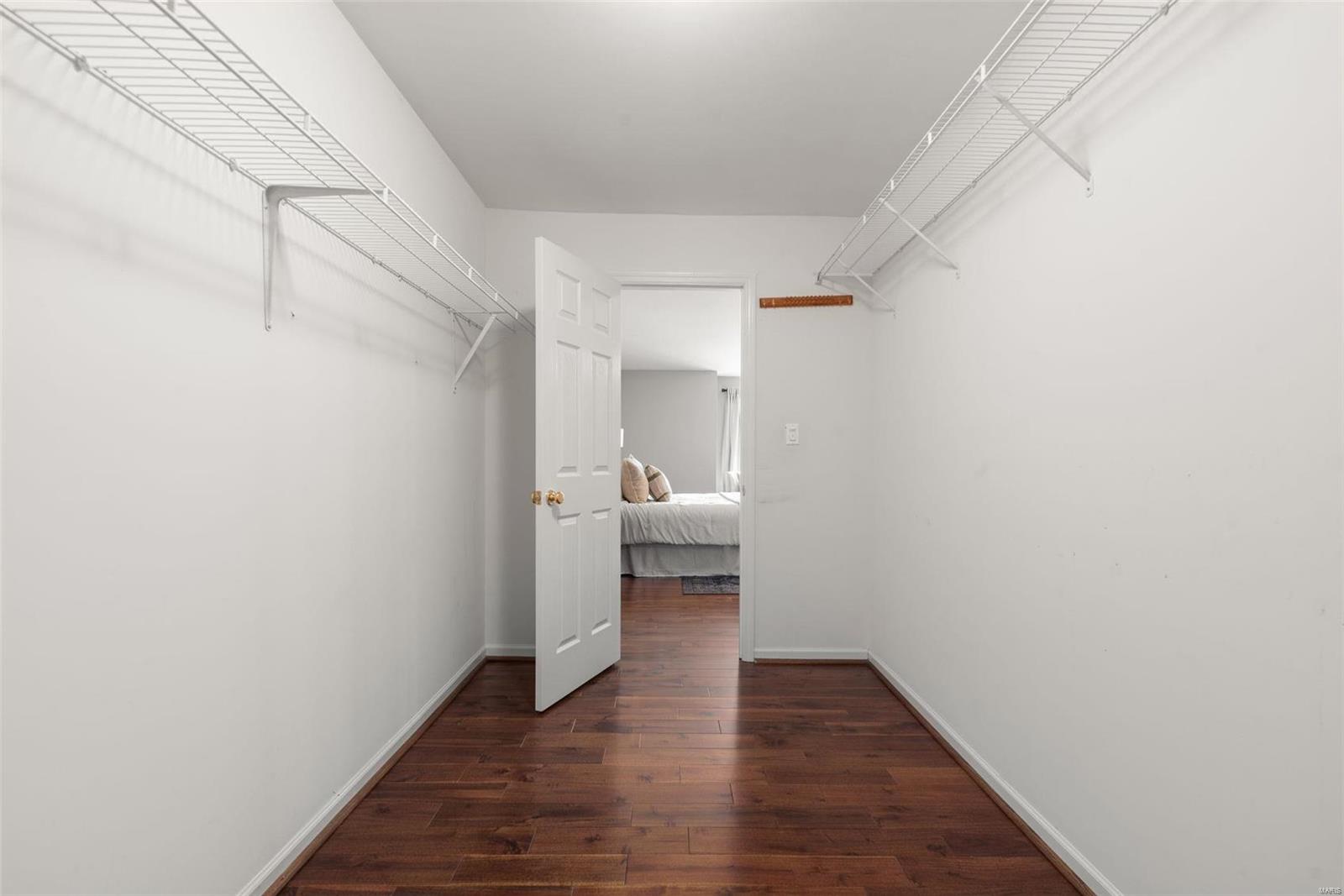 837 Summit Glen Court