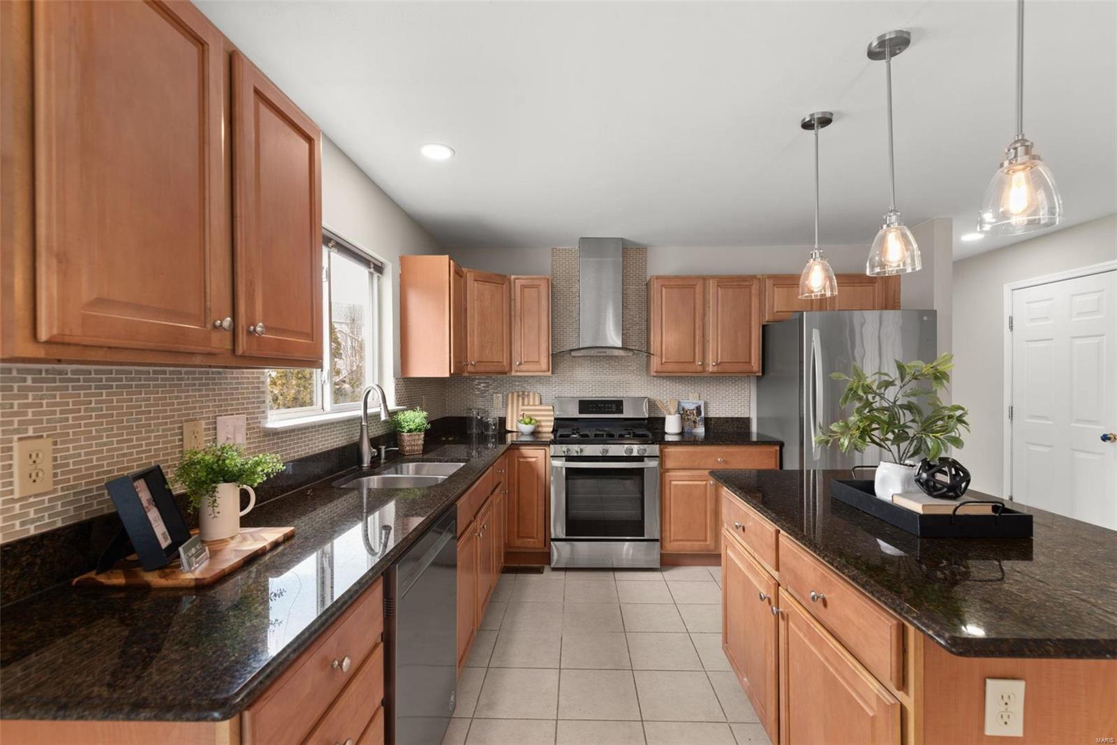 837 Summit Glen Court