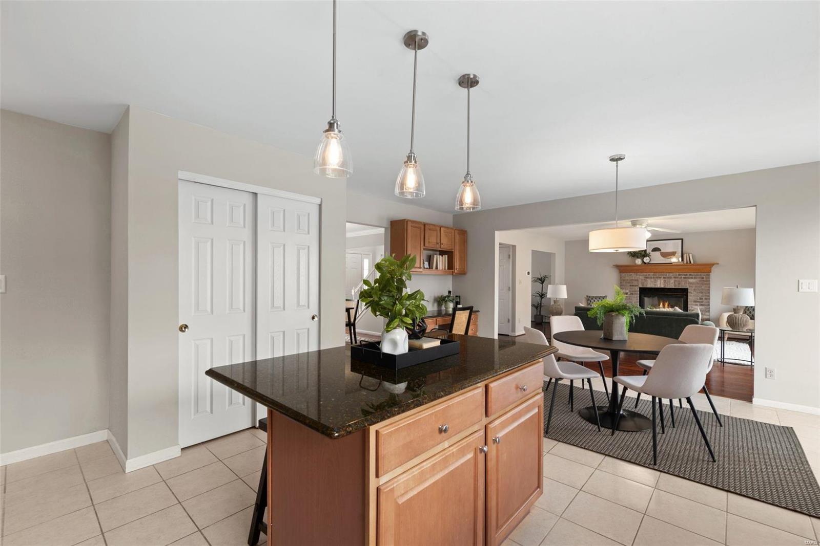 837 Summit Glen Court